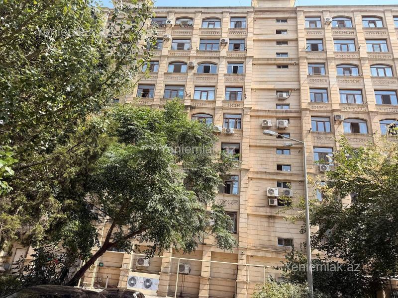 Satılır 4 otaqlı Bina evi menzil (Köhnə tikili), 110 m², Nərimanov rayonu — Mənzil, Bakı (5)