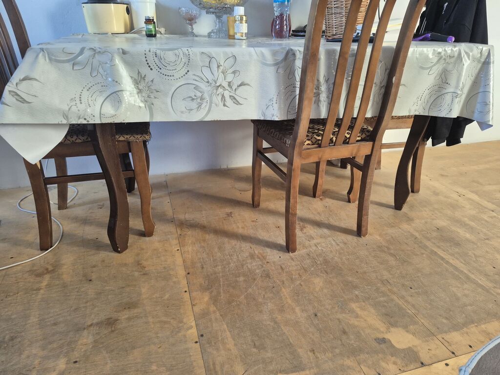 Yemək otağı üçün klassik stol və 4 ədəd stul dəsti. - Material: ağac — Masalar və stullar, Digah (3)