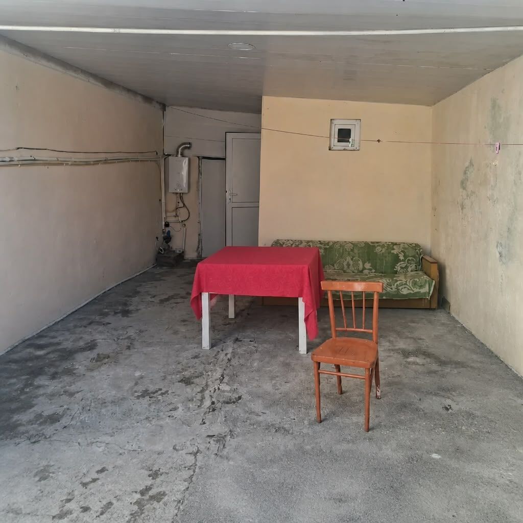 Şabran şəhərində evin 1-ci mərtəbəsi kirayəyə verilir. 4 otaqlı, geniş — Ev, villa, Şabran (9)