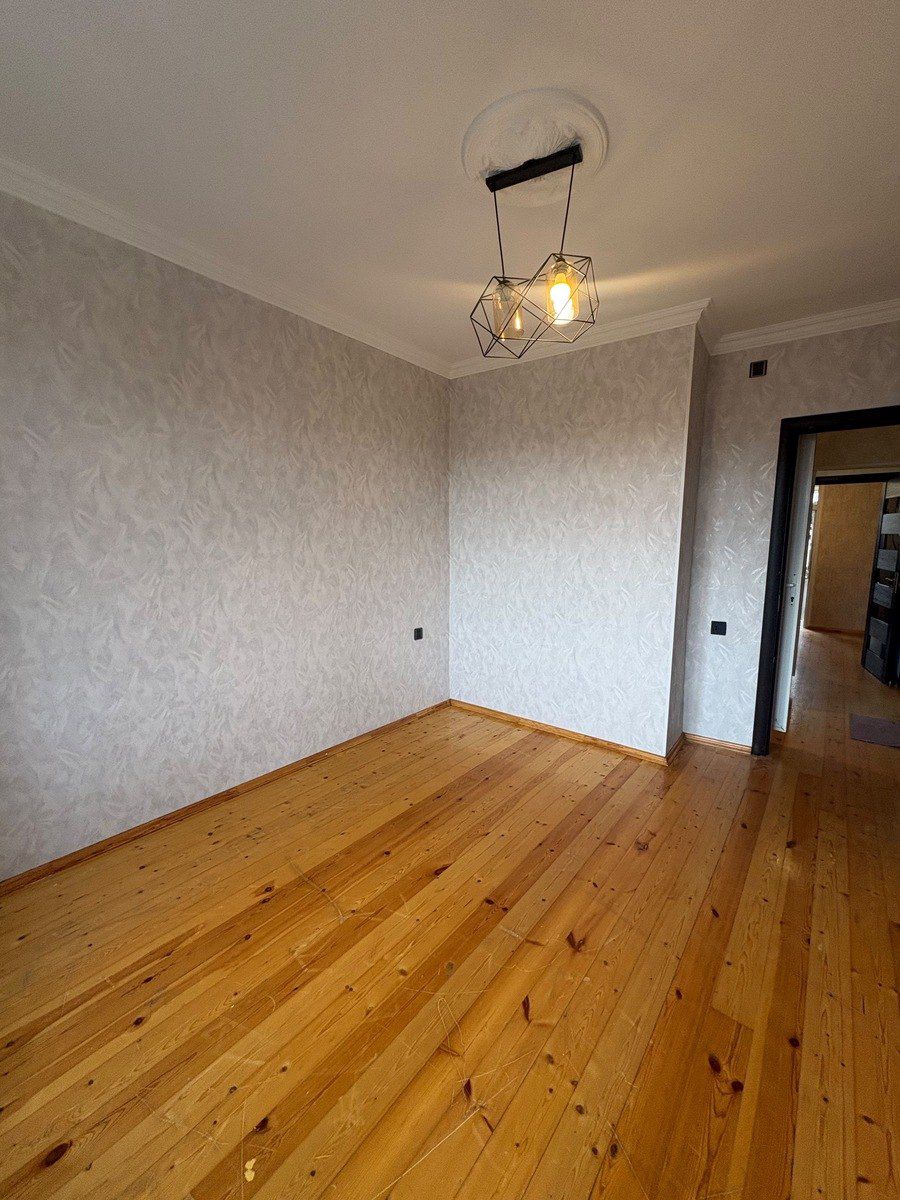 Satılır 2 otaqlı köhnə tikili 60 m² — Mənzil, Bakı (3)
