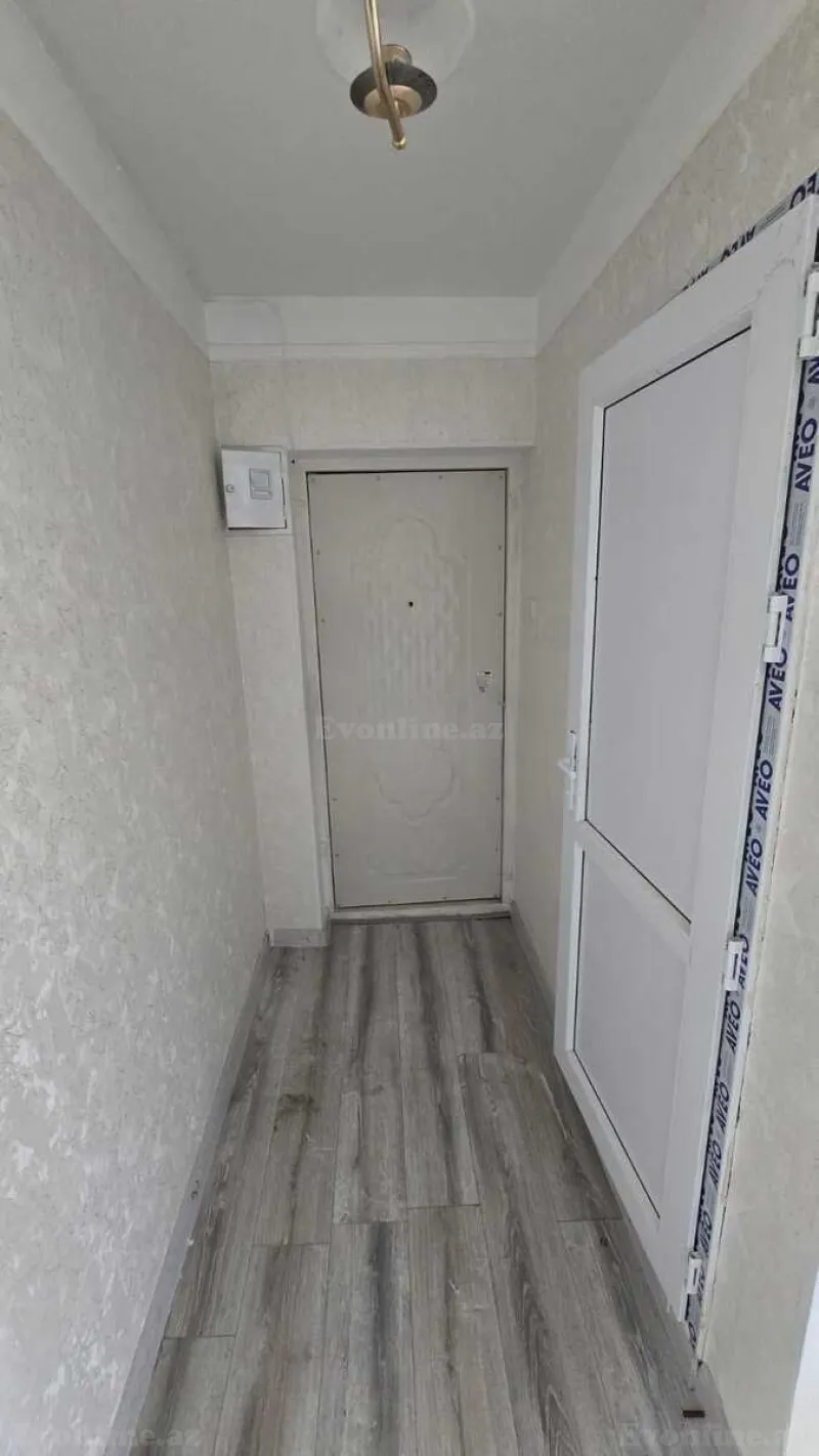 Satılır 1 otaqlı Mənzil Köhnə tikili 35 m² Bakı, Nizami r., Qara Qarayev m., 8-ci kilometr — Mənzil, Bakı (7)