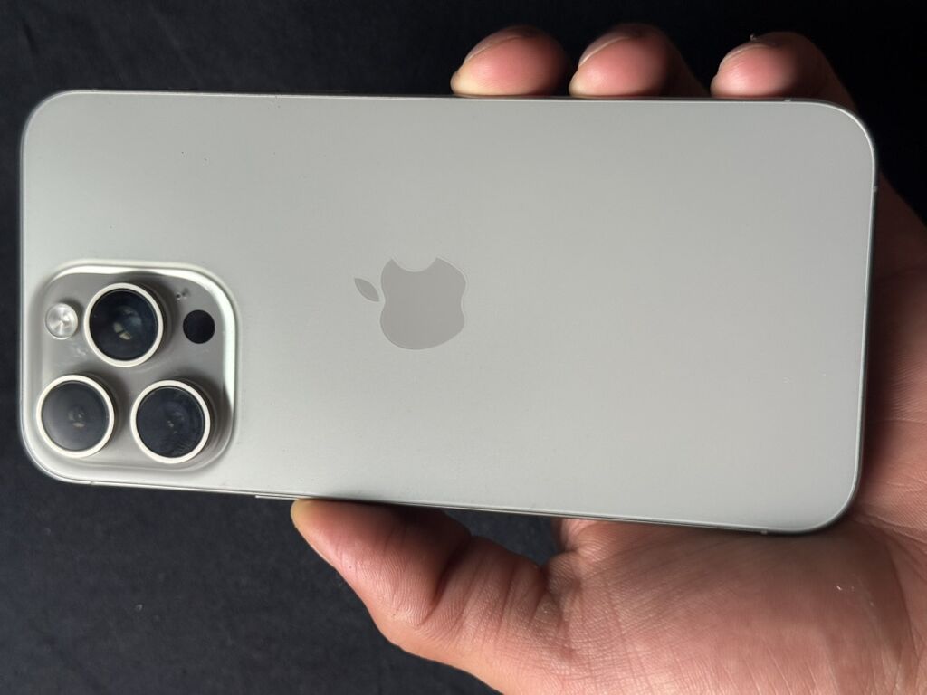 IPhone 15 Pro Max, Gümüşü, Face ID — Apple iPhone, Bakı