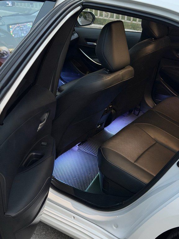 Toyota Corolla, 1.8 L, 0.85 kWh, 2025 il, 52 500 km — Avtomobillər, Bakı (9)