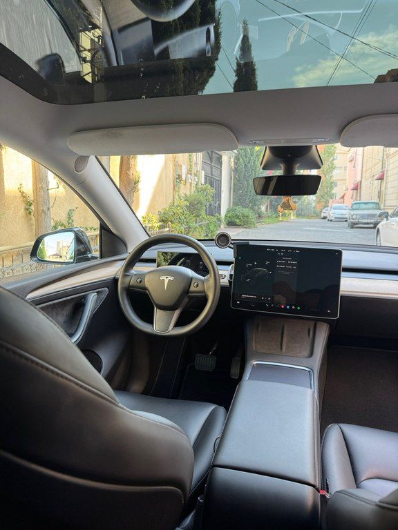 Tesla Model Y, 75 kWh, 2024 il, 50 000 km 66-BB-666 — Avtomobillər, Bakı (9)