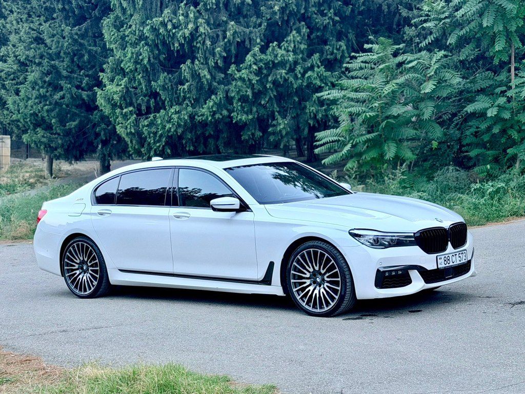 BMW 740, 2.0 L, 9.2 kWh, 2019 il, 137 000 km — Avtomobillər, Bakı (5)