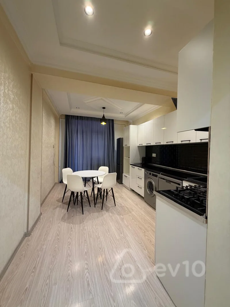 3 otaqlı mənzil, 130 m², Məhəmməd Xiyabani küç. — kirayə — Mənzil, Bakı (9)