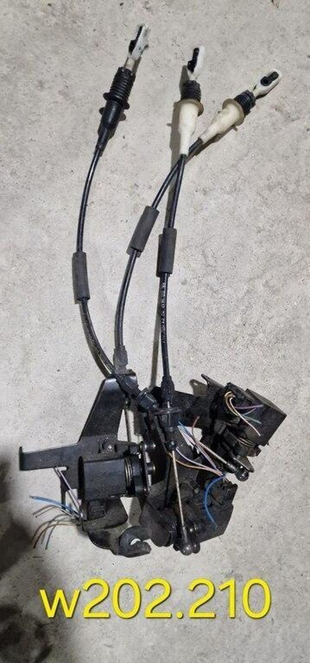 "Mercedes-Benz" qaz pedalı Mercedes benz qaz pedal. 20azn dən — Digər, Bakı (2)