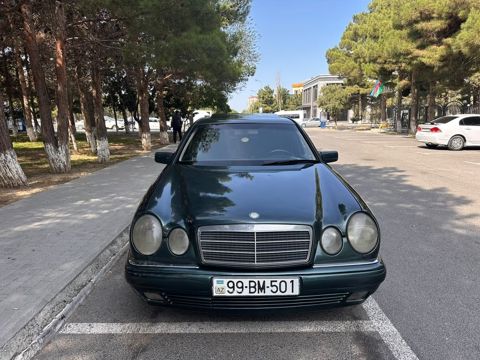 Mercedes E 240, 2.4 L, 1999 il, 350 000 km — Sumqayıt
