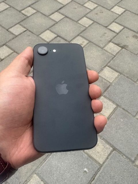 IPhone 17, 256 GB, Qara, Face ID — Bakı