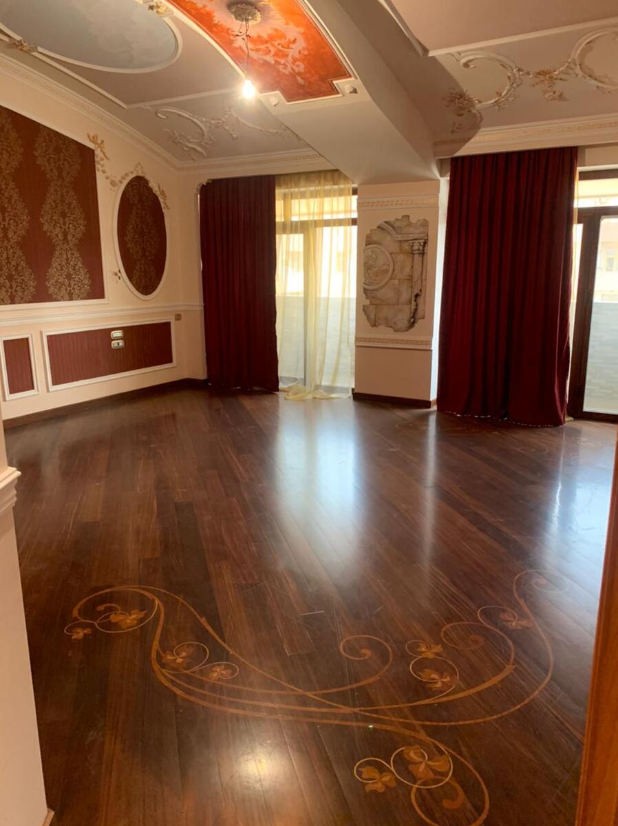 Satılır 6 otaqlı yeni tikili 400 m² — Mənzil, Bakı (4)