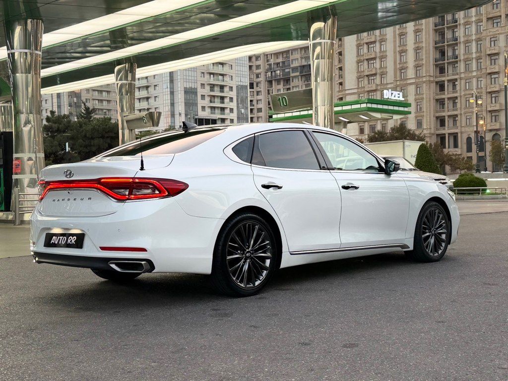 Hyundai Grandeur, 2.2 L, 2018 il, 145 000 km 77-NA-624 — Avtomobillər, Bakı (9)