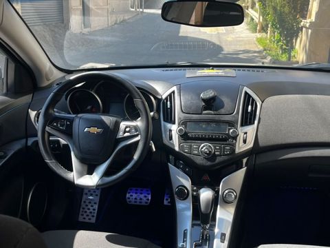 Chevrolet Cruze: 1.8 l 2013 il 229000 km Sedan — Masazır
