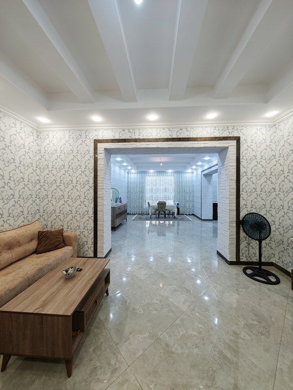 Satılır 4 otaqlı həyət evi/bağ evi 200 m² — Ev, villa, Bakı (6)