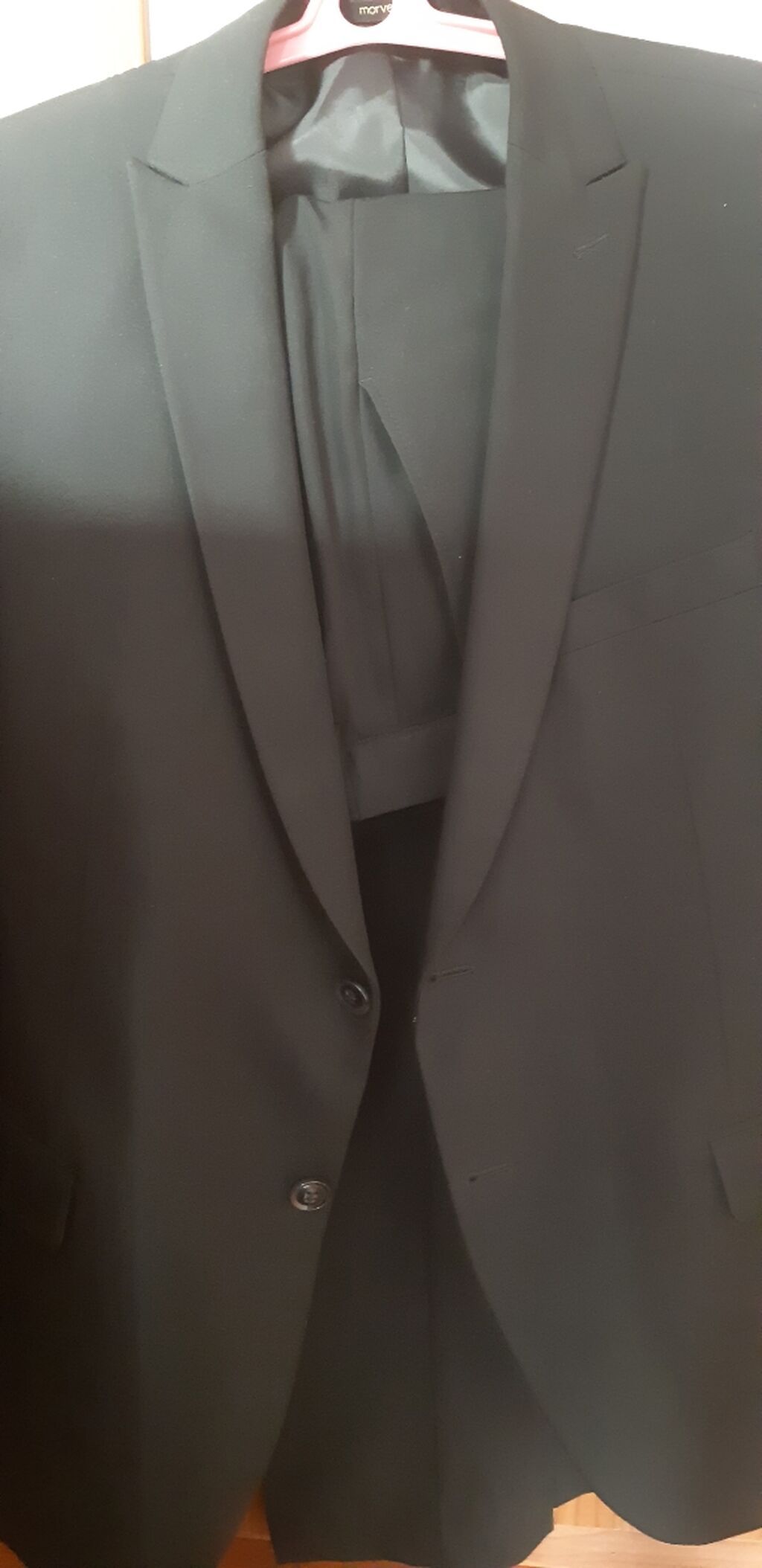 Morven Premium Edition kişi kostyumu. Slim fit kəsimə malikdir və daha — Kostyum, Bakı