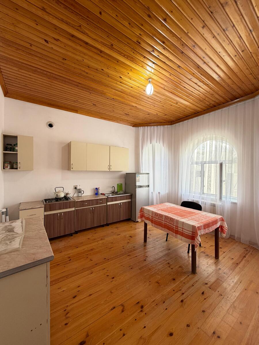 Satılır 5 otaqlı həyət evi/bağ evi 200 m² — Ev, villa, Bakı (7)