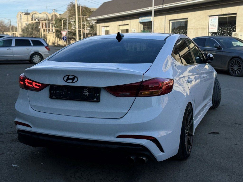 Hyundai Elantra, 1.6 L, 2017 il, 161 000 km — Avtomobillər, Salyan (3)
