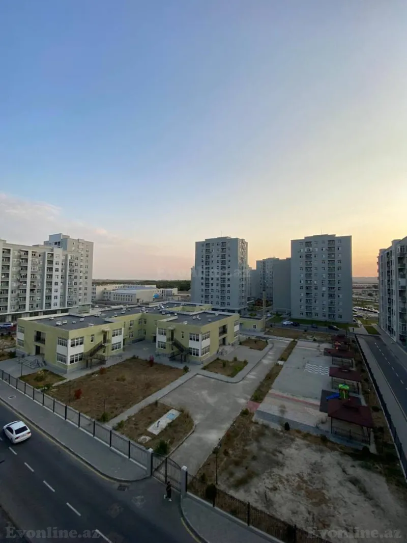 Satılır 3 otaqlı Mənzil Yeni tikili 77 m² Bakı, Suraxanı r — Bakı