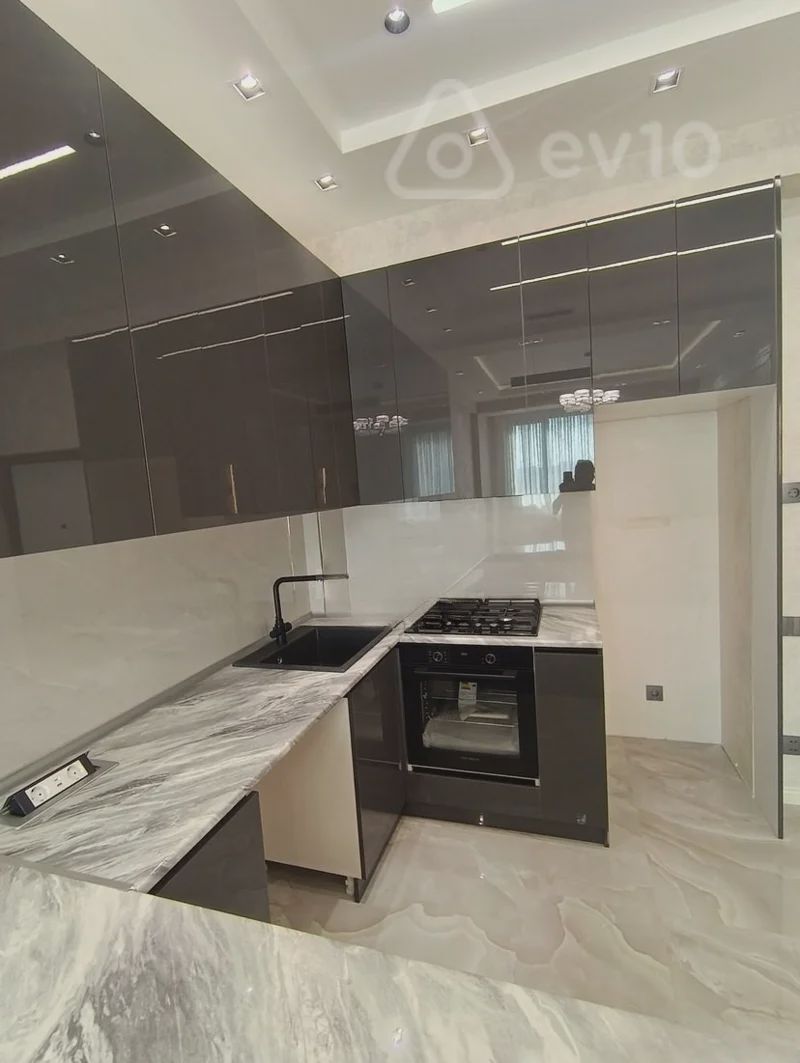 For sale: 2-room apartment (new building), 50 m² — Mənzil, Bakı (6)