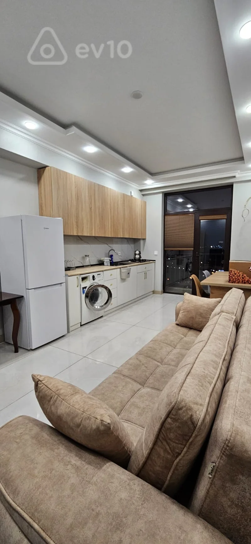 2 otaqlı mənzil, 60 m², Cəfər Xəndan küçəsi — kirayə — Mənzil, Bakı (2)