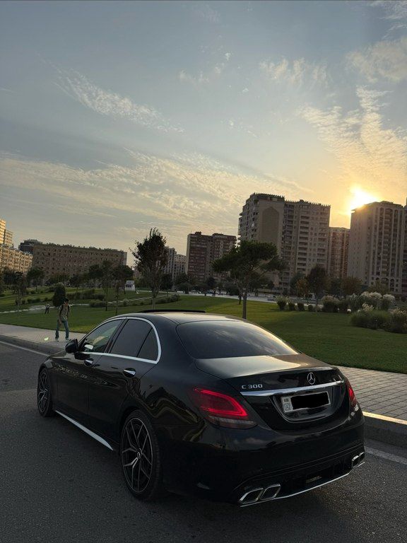Mercedes C 300, 2.0 L, 2021 il, 111 000 km — Avtomobillər, Bakı (3)