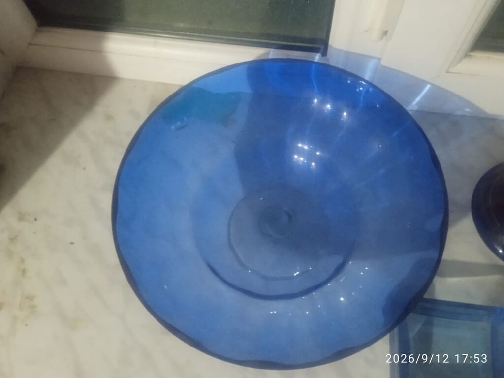 Mavi şüşə serving dəsti - Material: qalın, yarımşəffaf mavi şüşə — Süfrə qabı, Bakı (2)