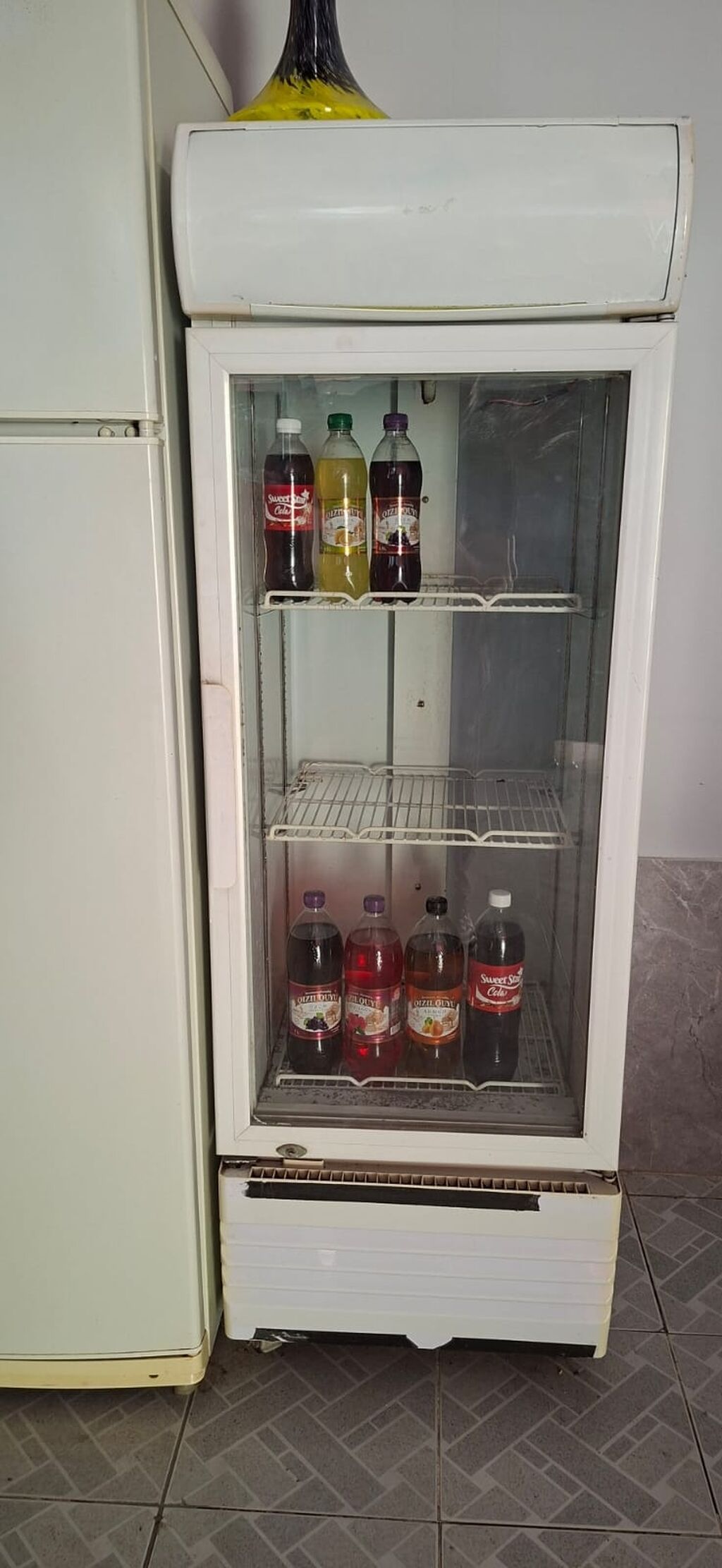 Sok vitrini satilir 200azn sumqayit (4480)Gunel1Vitrin tipli içki — Soyuq vitrini, Digah
