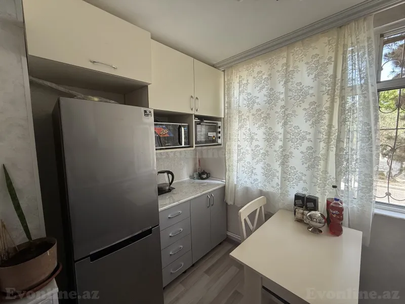 Satılır 2 otaqlı Mənzil Köhnə tikili 40 m² Bakı, Nizami r., Xalqlar Dostluğu m., 8-ci kilometr — Mənzil, Bakı (5)