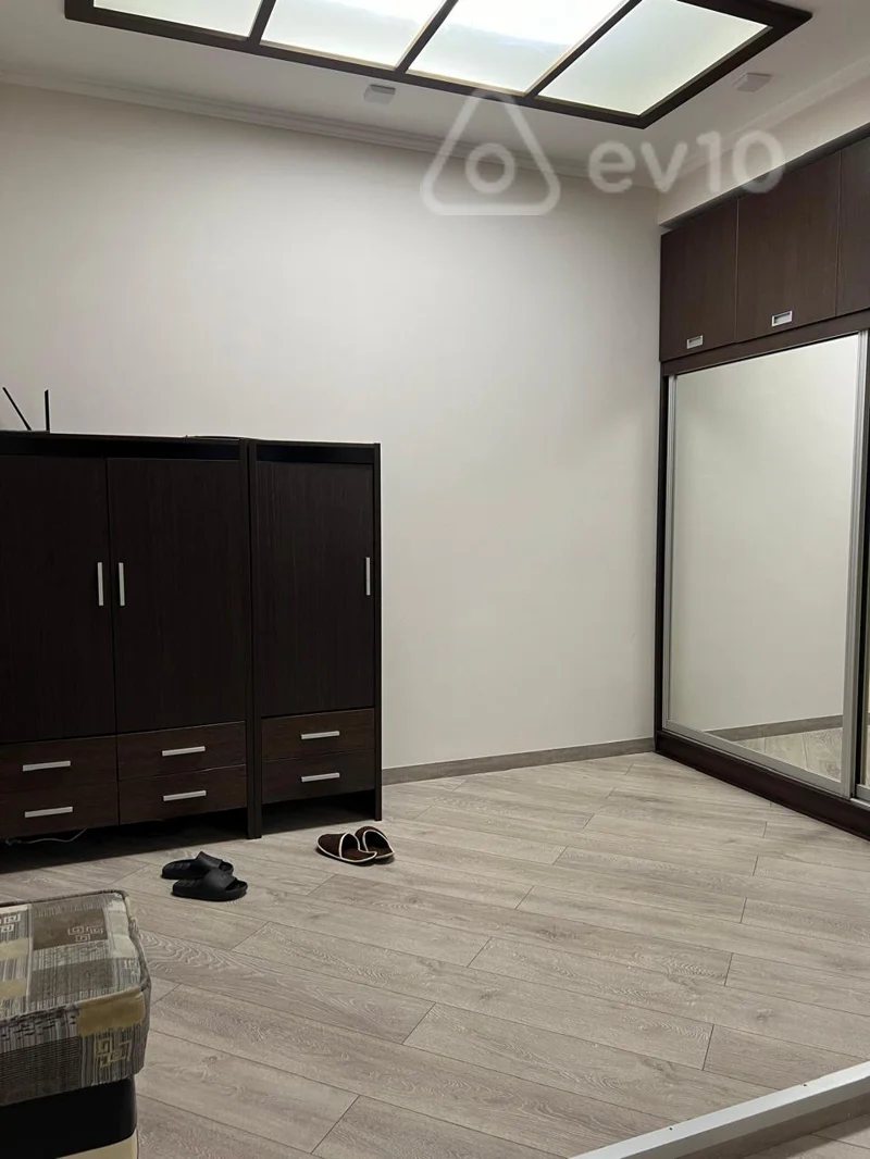 4 otaqlı mənzil, 135 m², Təbriz küçəsi — kirayə — Mənzil, Bakı (7)