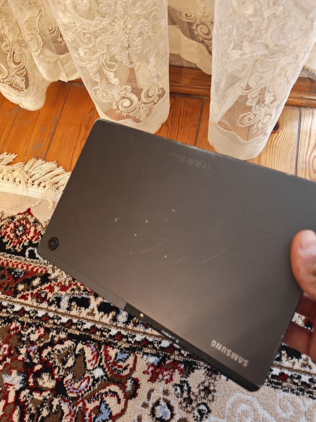 Tam iwlek veziyyetdedi 13 androidi bir tek uz wuwesi catliyib birde — Samsung, Digah (2)