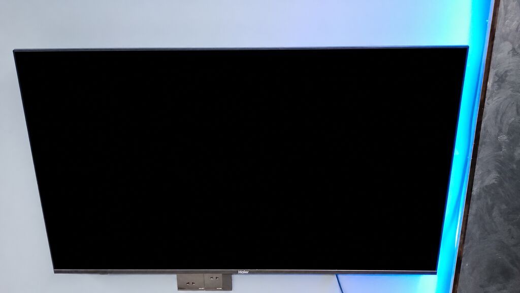 Haier divar tipli televizor - Ekran ölçüsü: təxminən 50 düymgeniş — Televizorlar, Bakı