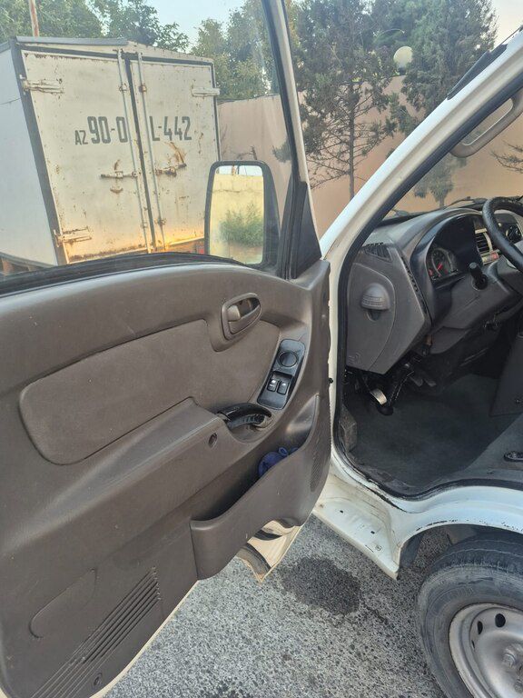 Hyundai H 100, 2.6 L, 2009 il, 386 000 km — Yük maşınları, Bakı (3)