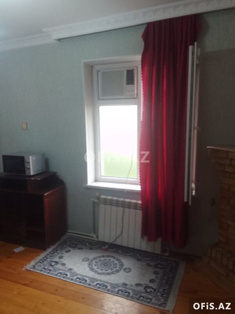Köhnə tikili Kirayə Verilir Yasamal r., İnşaatçılar m., 5 otaq, 35 m² — Bakı