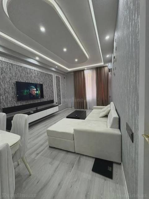 Satılır 2 otaqlı Mənzil Yeni tikili 68 m² Bakı, Suraxanı r., Zığ — Rəşad
