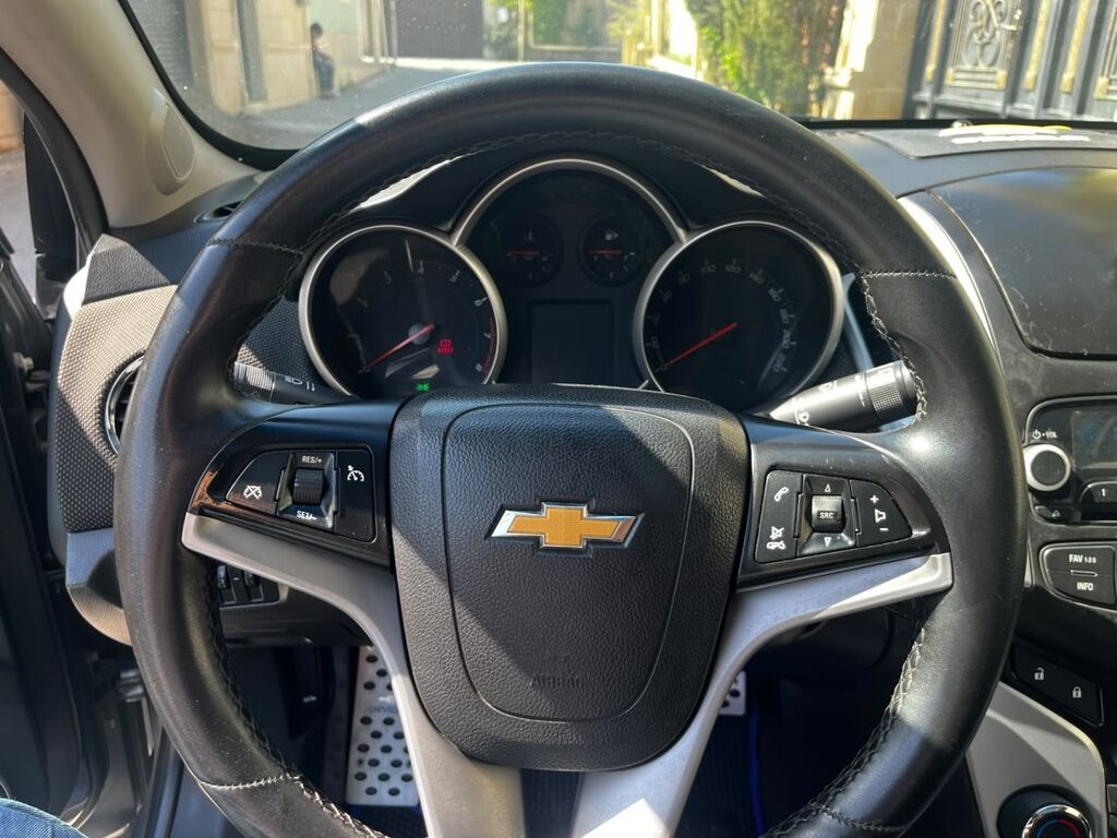 Chevrolet Cruze: 1.8 l 2013 il 229000 km Sedan — Avtomobillər, Masazır (9)