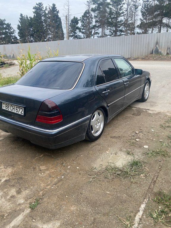 Mercedes C 200, 2.0 L, 1995 il, 300 460 km 88-CH-672 — Avtomobillər, Bakı (4)