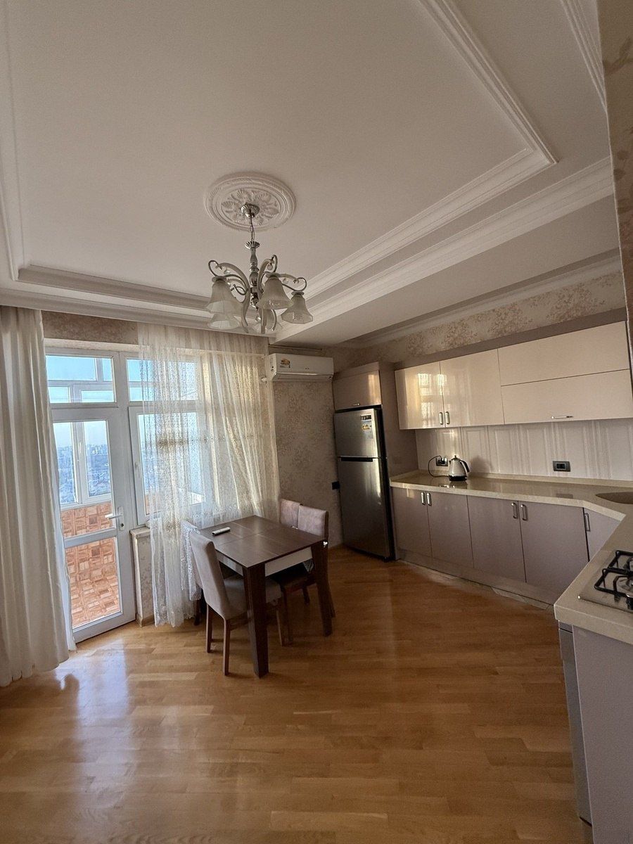 İcarəyə verilir 4 otaqlı yeni tikili 155 m² — Mənzil, Bakı (11)