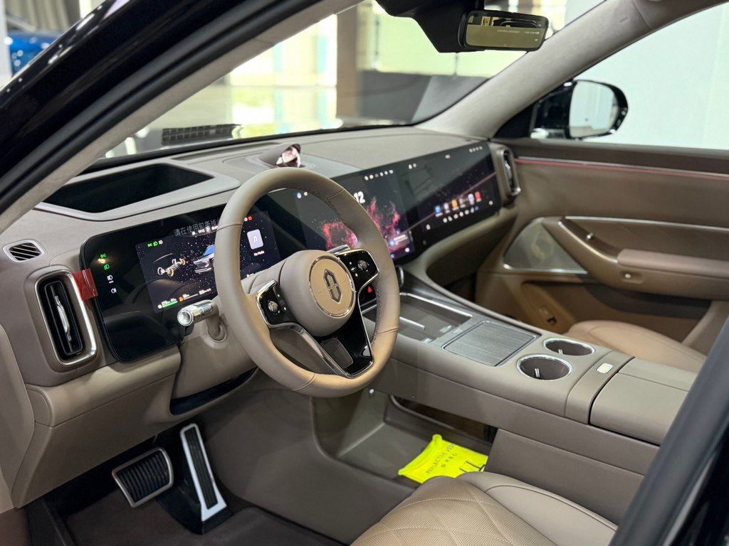 Seres Aito M8, 1.5 L, 53.4 kWh, 2026 il, yeni — Avtomobillər, Bakı (9)