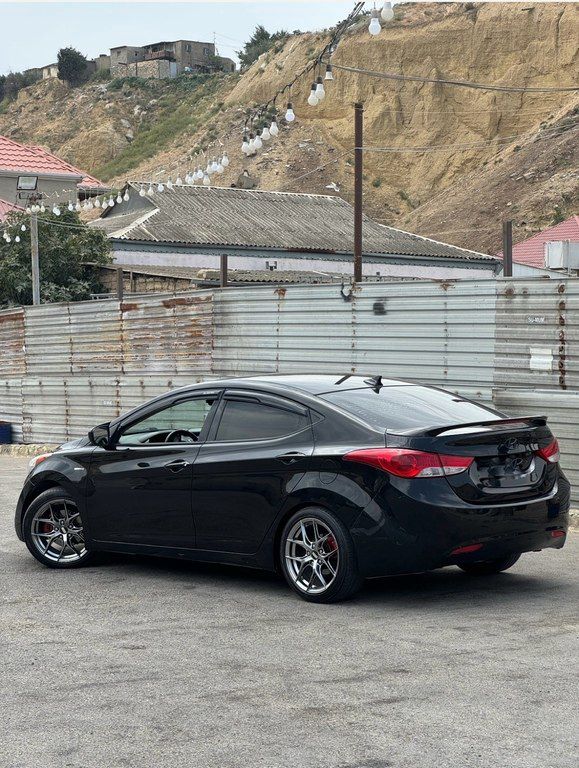 Hyundai Elantra, 1.8 L, 2013 il, 297 729 km — Avtomobillər, Bakı (2)