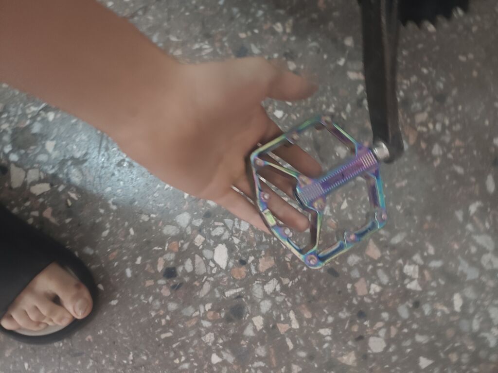 Toba dağ velosiped. arxa teker partlayıb. skorer xerabdi.oturan yer — Dağ velosipedləri, Bakı (7)