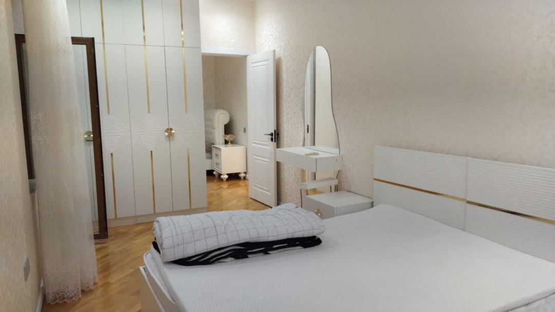 İcarəyə verilir 5 otaqlı yeni tikili 240 m² — Mənzil, Bakı (5)
