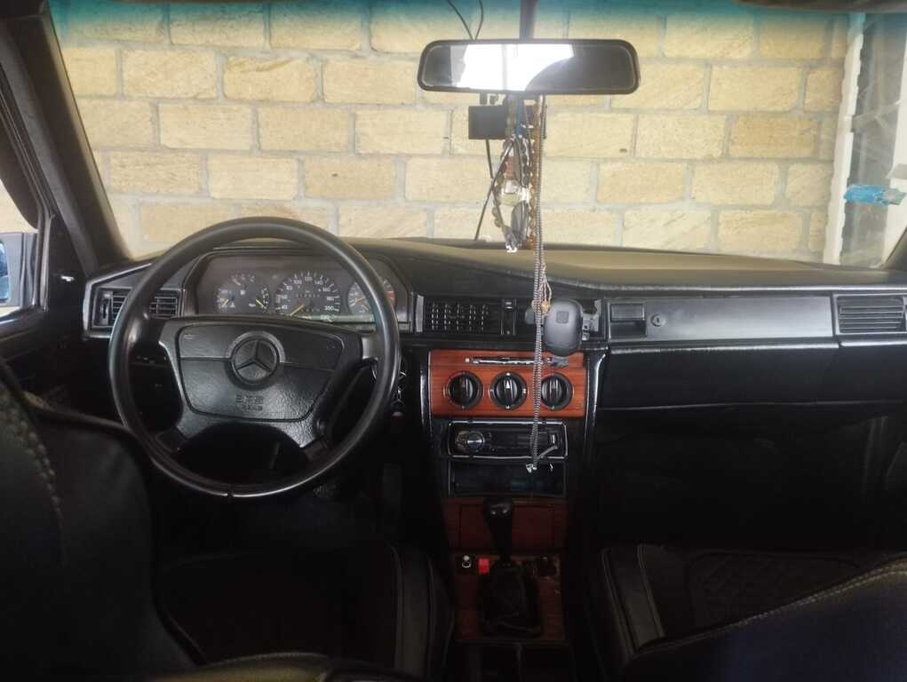 Mercedes 190, 2.0 L, 1992 il, 254 873 km — Avtomobillər, Zaqatala (2)