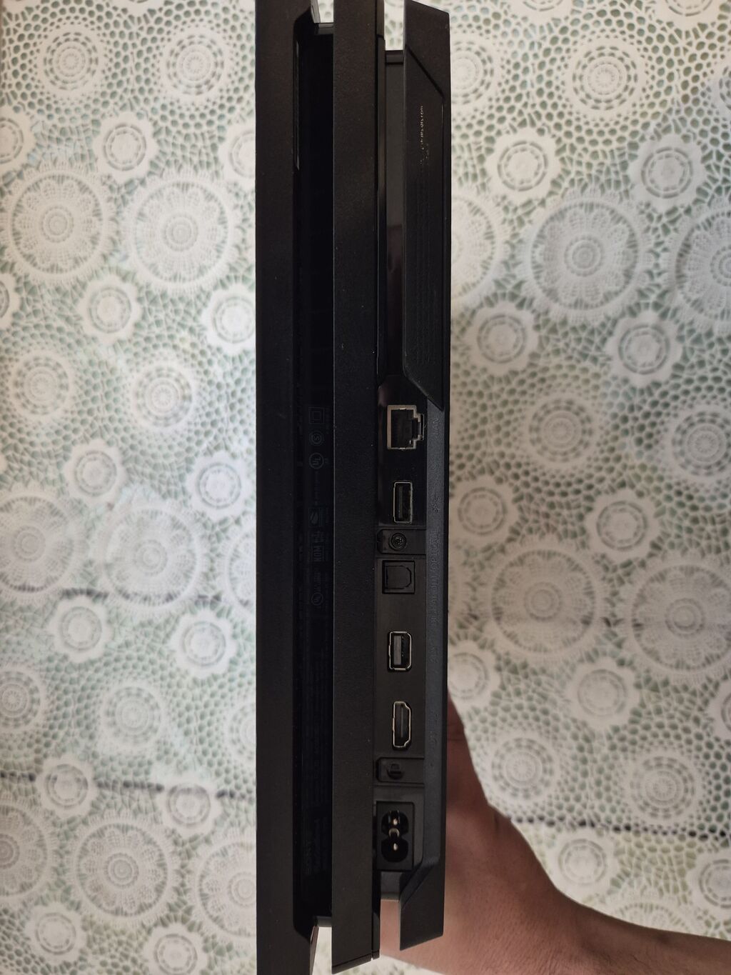 Sony PlayStation 4 Pro 1TB — Satılır Əla işlək vəziyyətdə, tam — Oyun konsolları, Gəncə