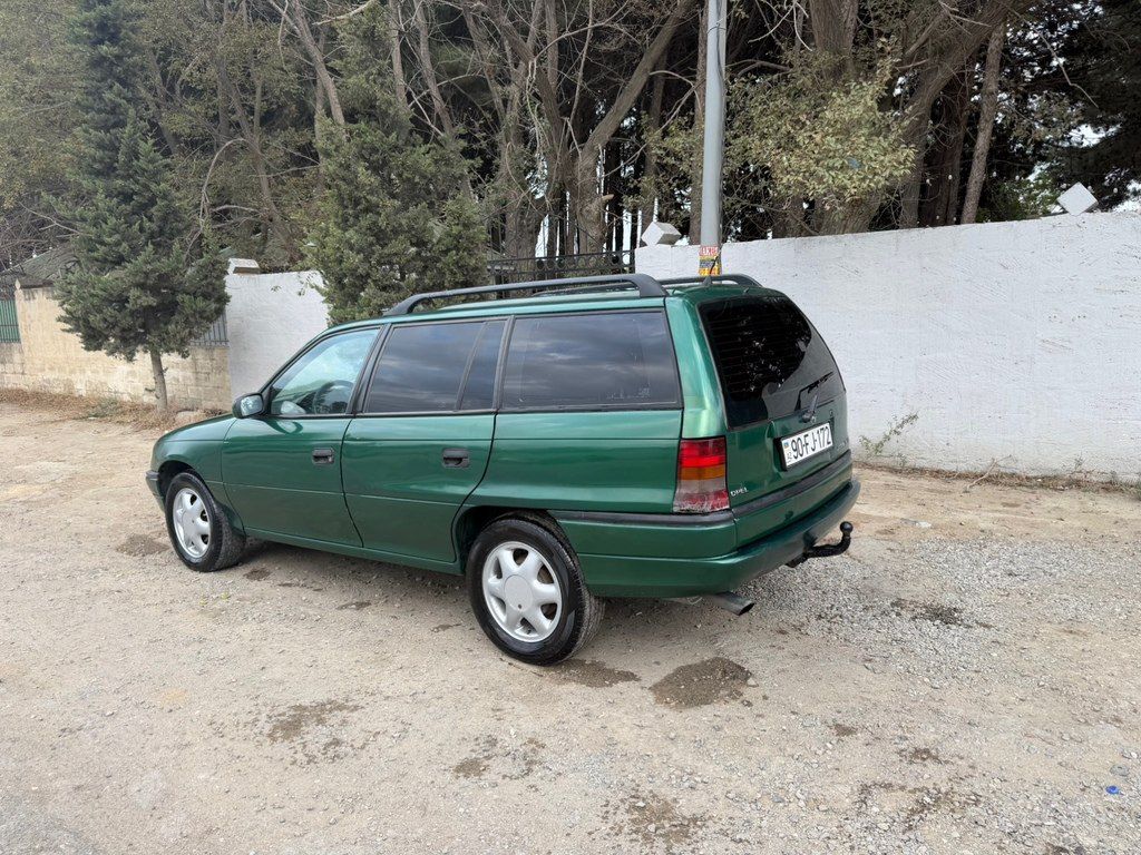 Opel Astra, 1.8 L, 1997 il, 325 000 km 90-FJ-172 — Avtomobillər, Sumqayıt (5)
