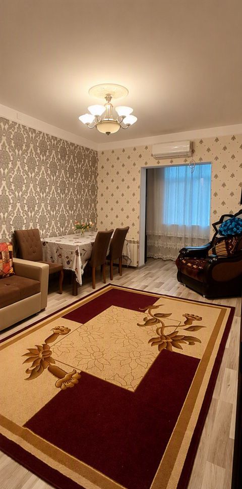Satılır 2 otaqlı köhnə tikili 65 m² — Bakı
