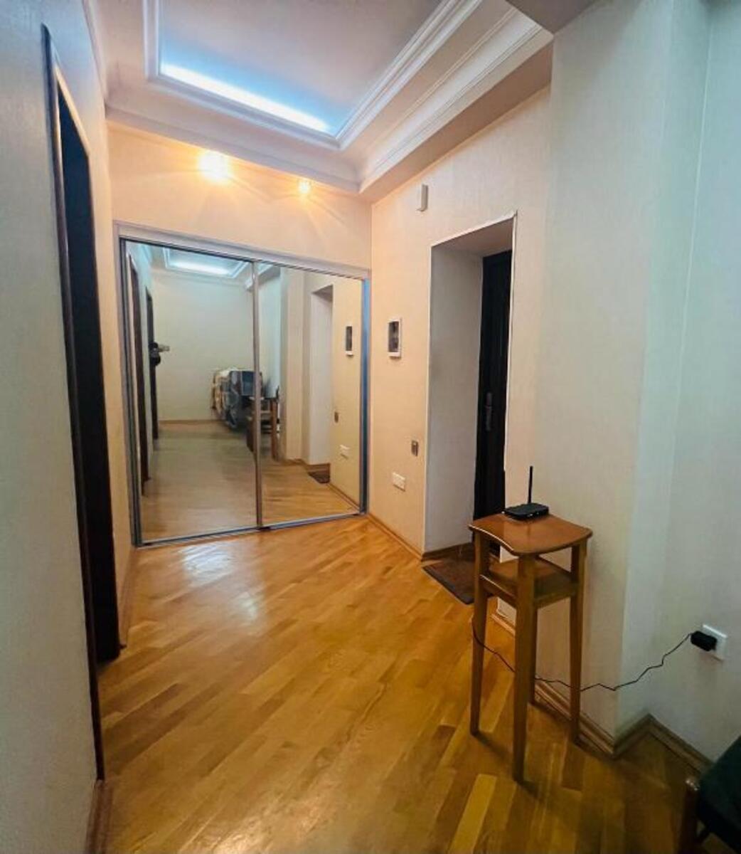 Satılır 3 otaqlı köhnə tikili 100 m² — Mənzil, Bakı (7)