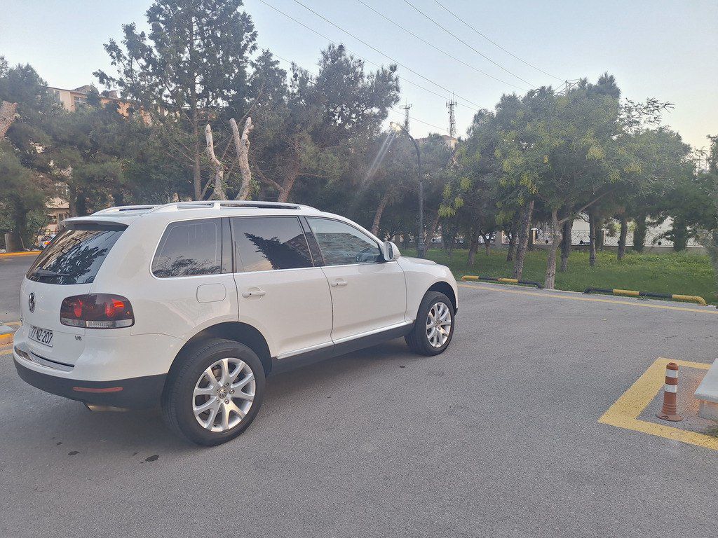 Volkswagen Touareg, 3.6 L, 2009 il, 230 000 km — Avtomobillər, Bakı (4)