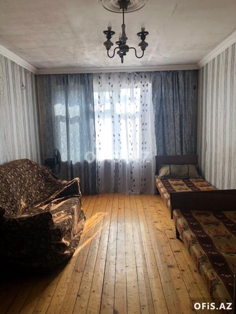 Köhnə tikili Kirayə Verilir Nizami r., Neftçilər m., 1 otaq, 50 m² — Bakı
