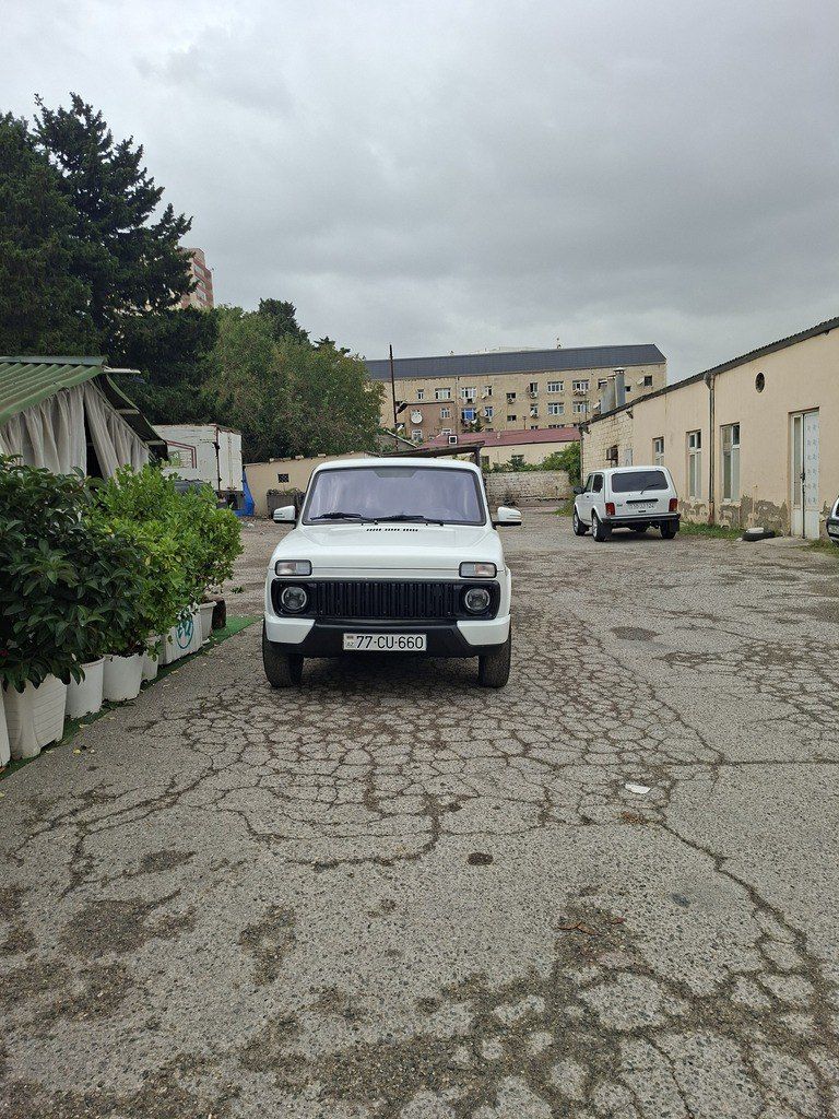 Lada (VAZ) Niva, 1.7 L, 2018 il, 125 000 km 77-CU-660 — Avtomobillər, Bakı (7)