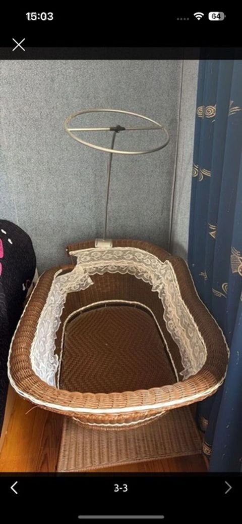 Təbii rattan materialdan hazırlanmış beşik-səbət - Konstruksiya: Süni — Mehdiabad