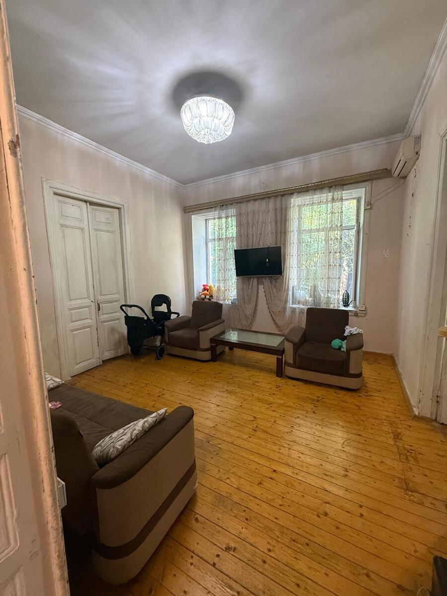 Satılır 3 otaqlı köhnə tikili 85 m² — Mənzil, Bakı (2)